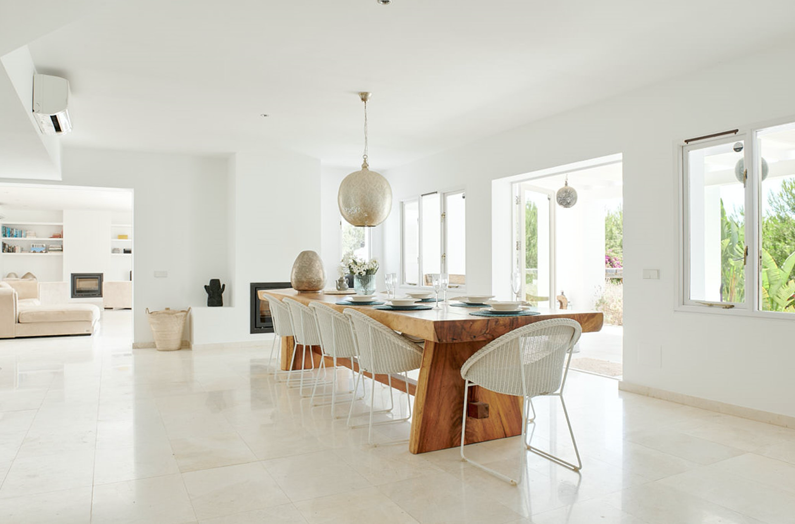 Resa estates villa es cubells frutal summer luxury interior table.png
